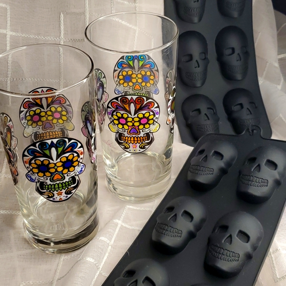 Ghoulish Bar Set